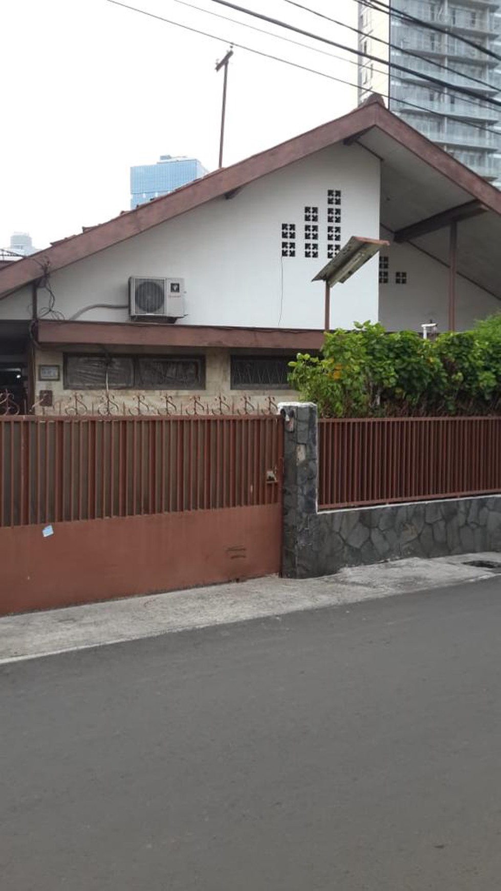 Rumah Lama , Nyaman , Asri Jl. Palbatu I, Tebet, Jakarta Selatan