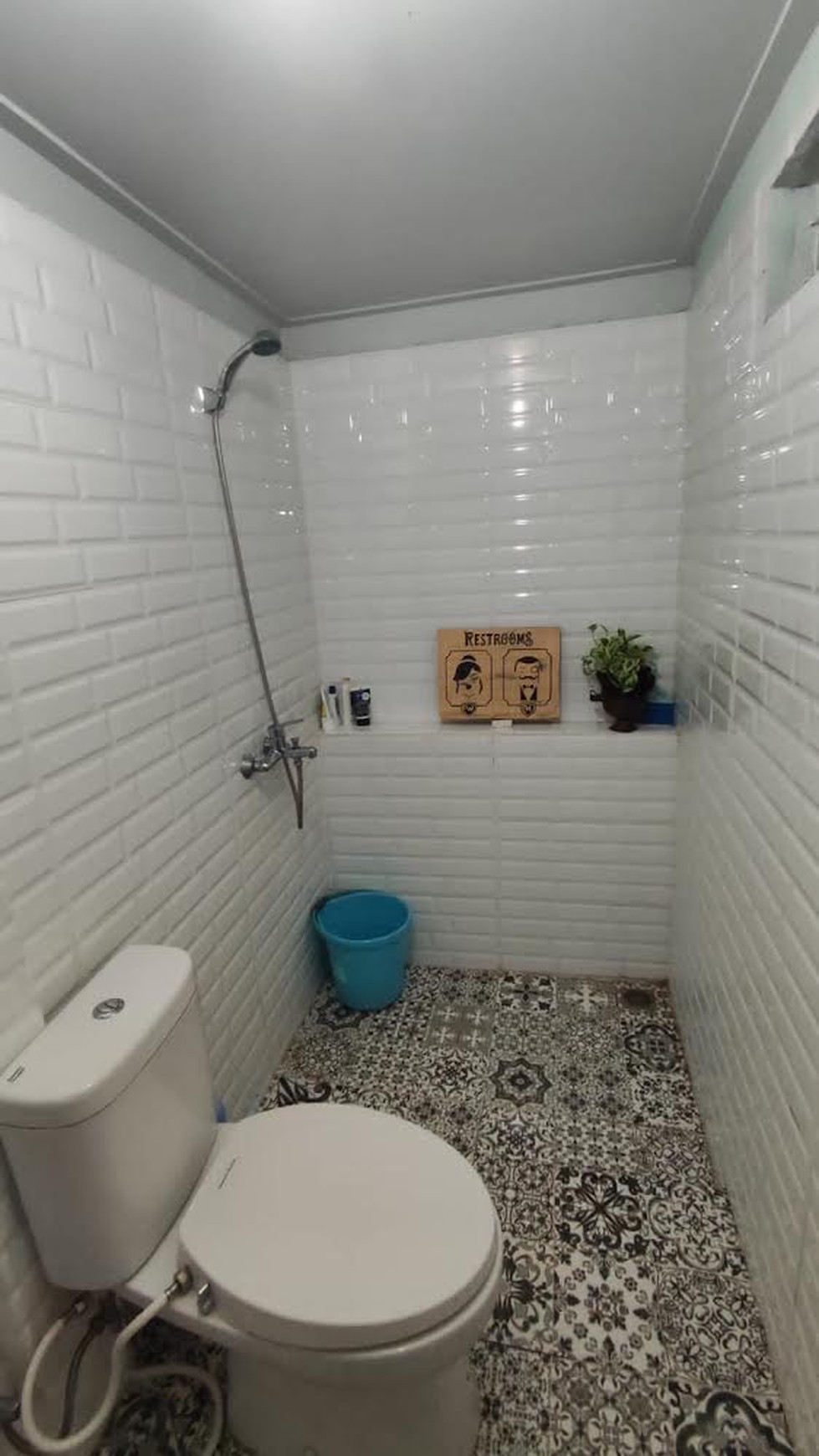 Termurah Rumah Luas 2 Lantai Terawat Lokasi Strategis di Lippo Karawaci Tangerang
