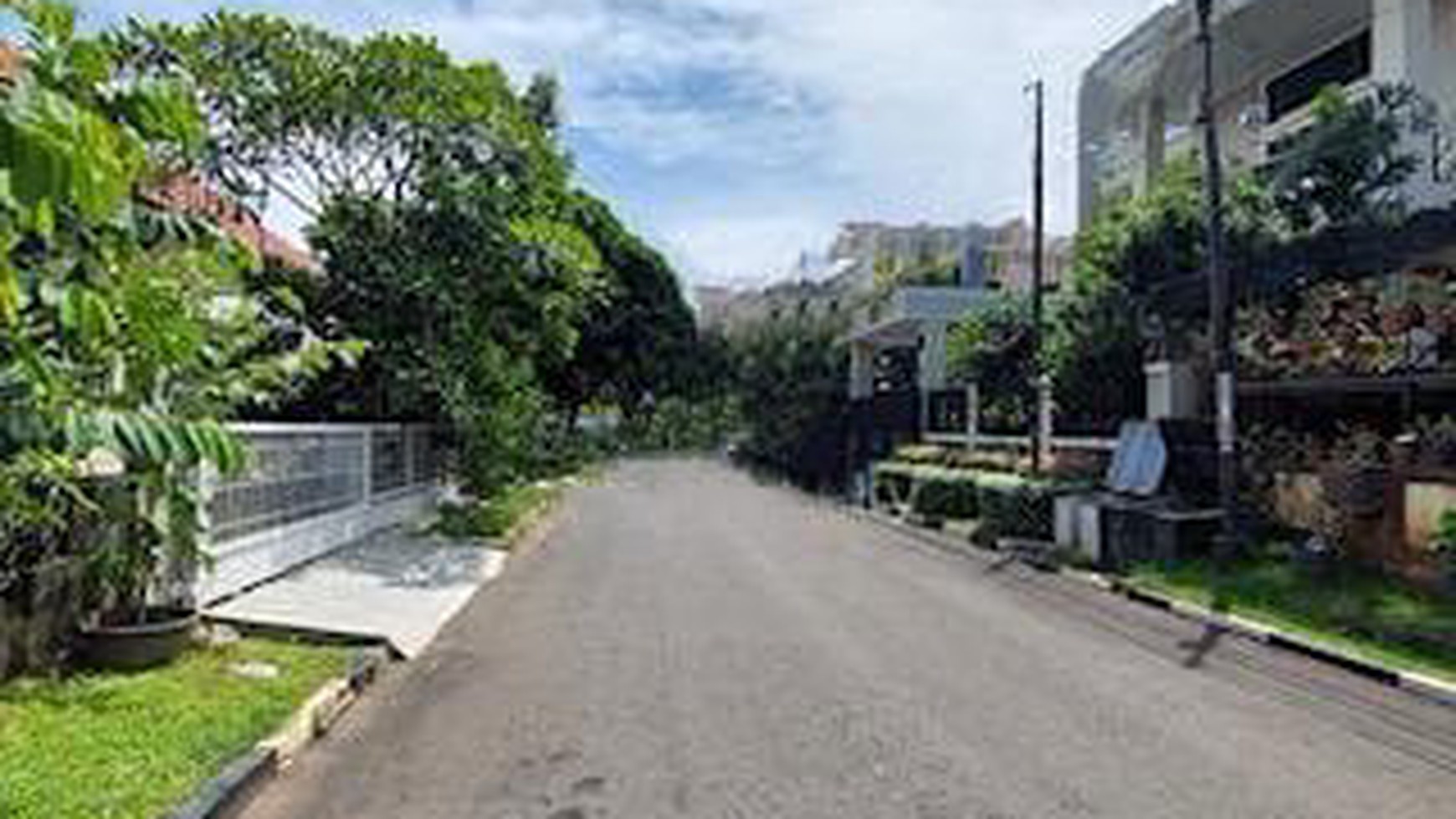 Rumah Hitung Tanah Area Cipete