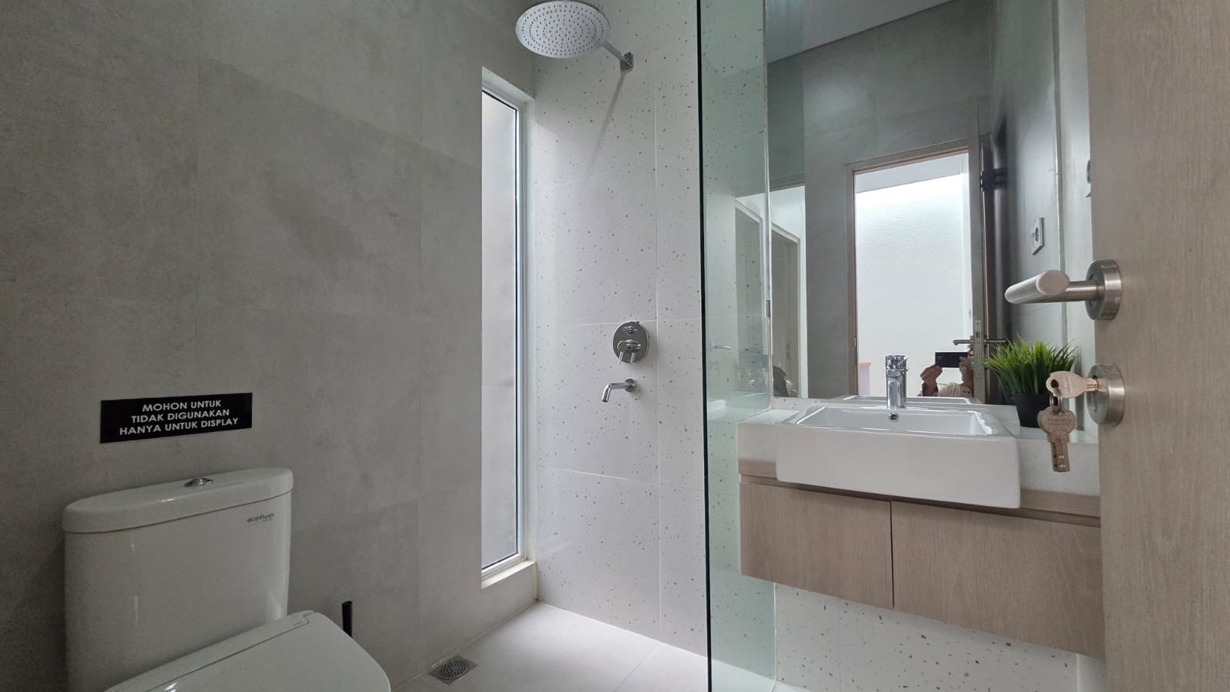 Rumah Hitung Tanah Area Cipete