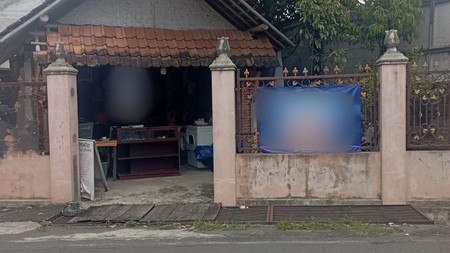 Rumah Tinggal & Kios Lokasi Dekat Rs JIH Condongcatur Depok Sleman