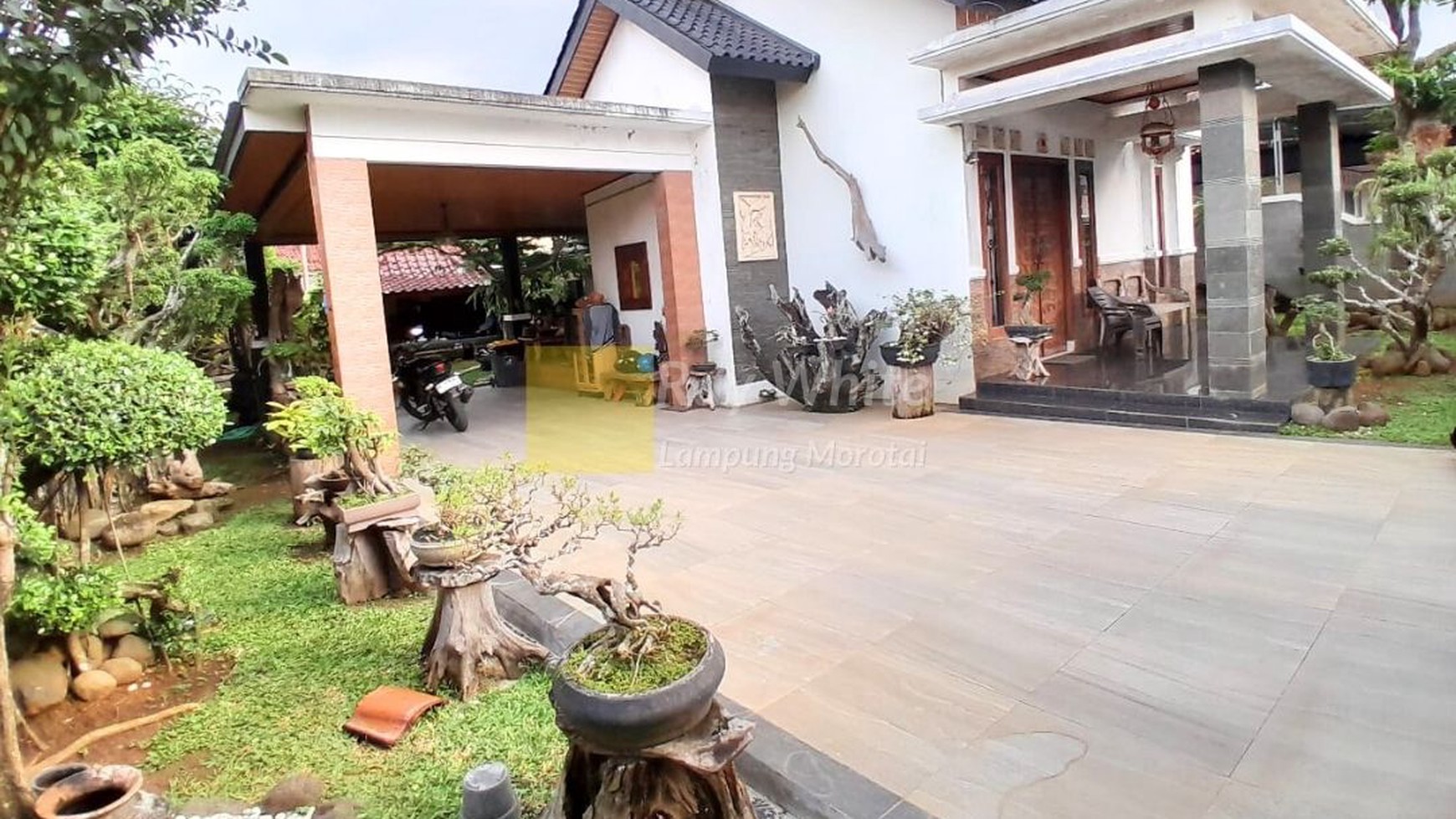 dijual rumah mewah murah