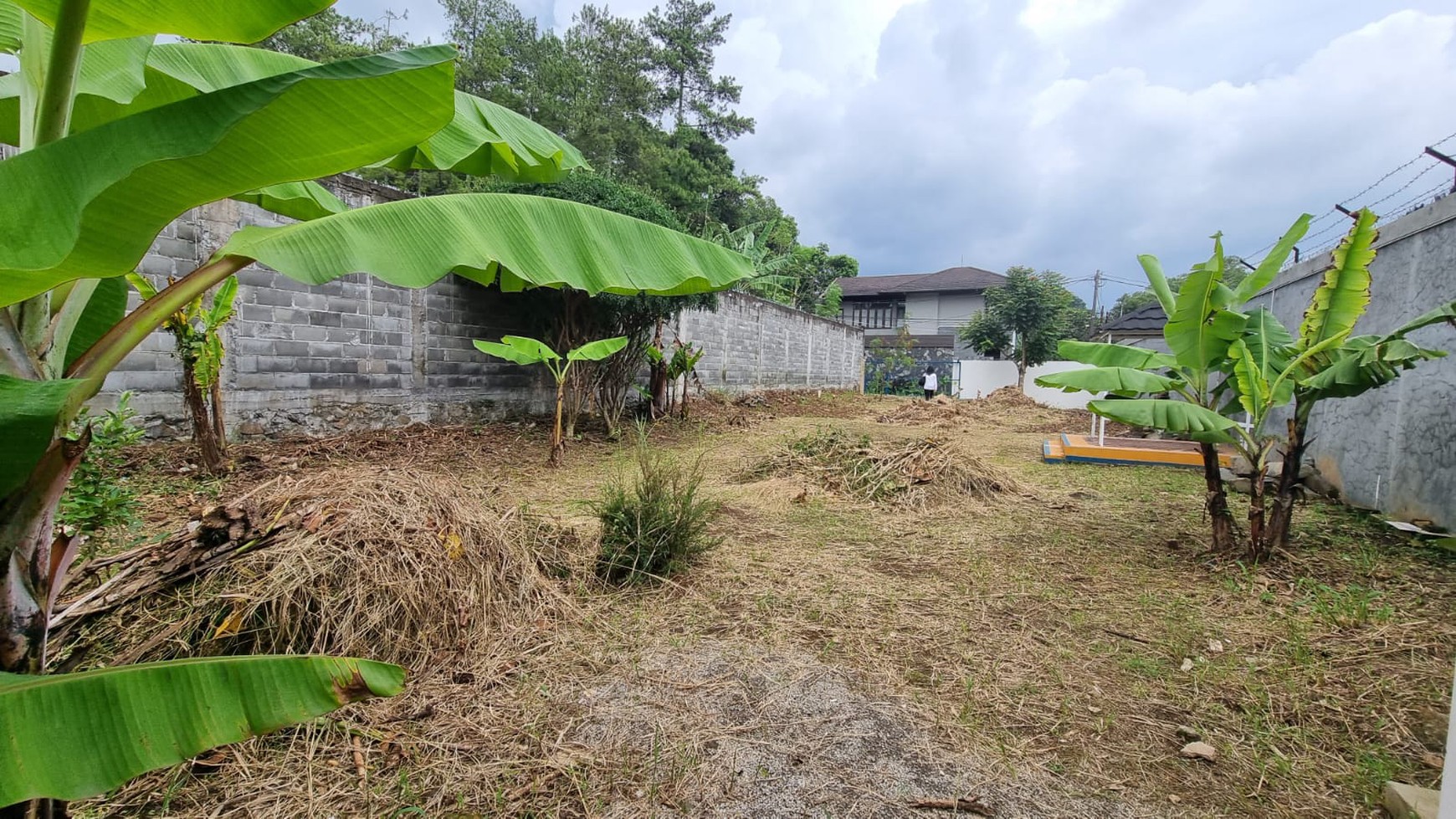 Tanah Asri Siap Bangun di Komplek Parahyangan Permai