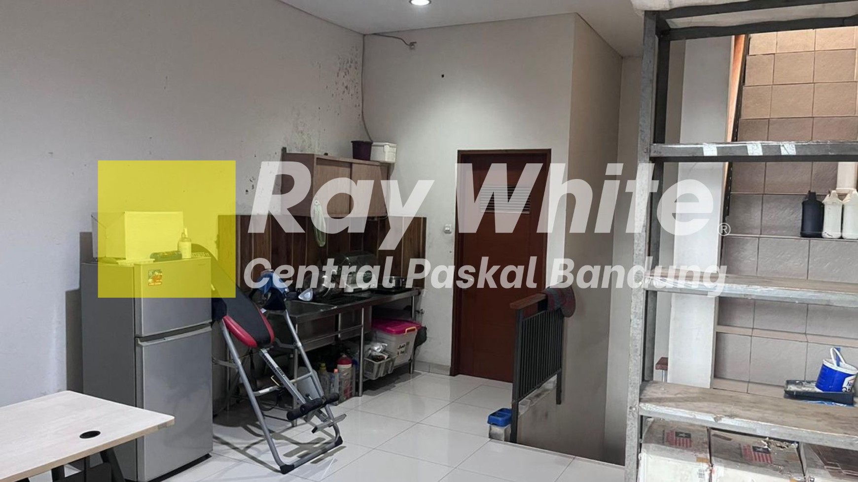 Ruko di Mainroad Sukamenak Bandung