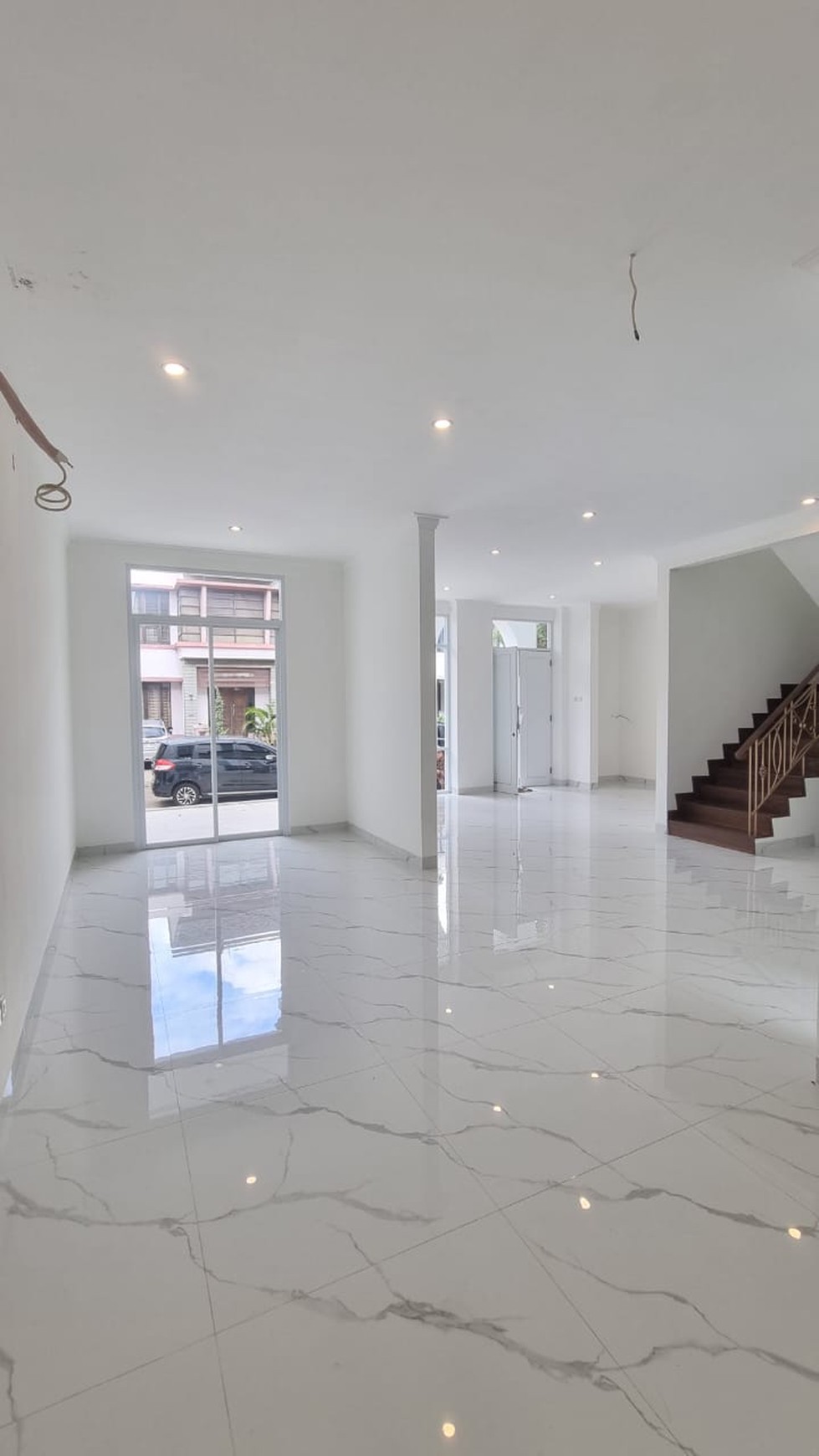 Rumah Siap Huni dengan Hunian Nyaman dan Asri di Sektor 9, Bintaro