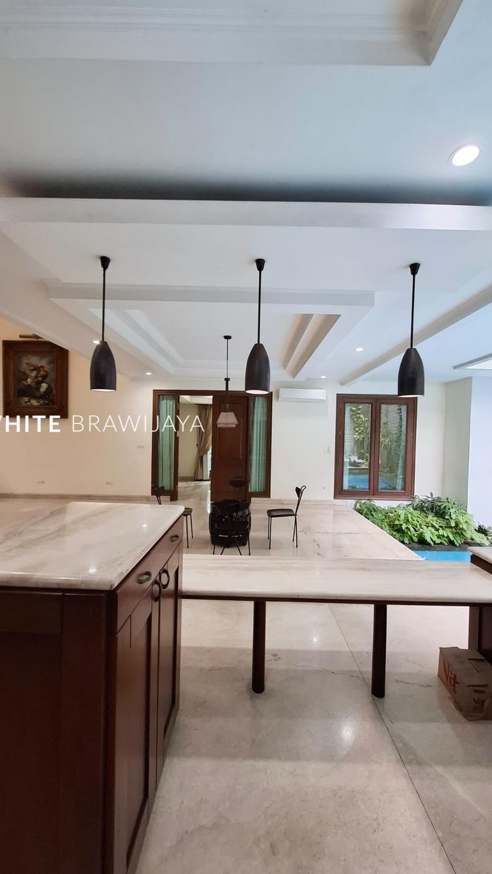 Rumah Mewah Siap Huni Lingkungan Tenang Area Kebayoran Baru