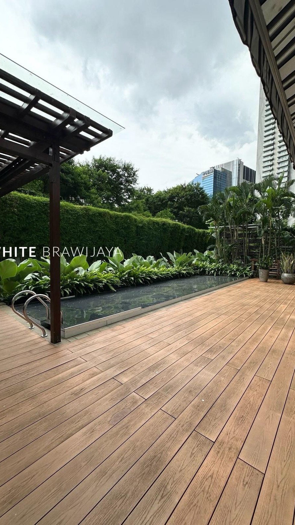 Rumah Hitung Tanah Area Cipete