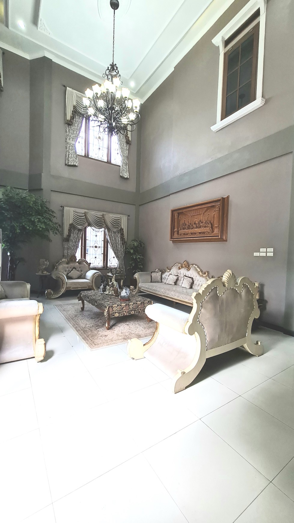 Dijual Rumah di Praja Dalam