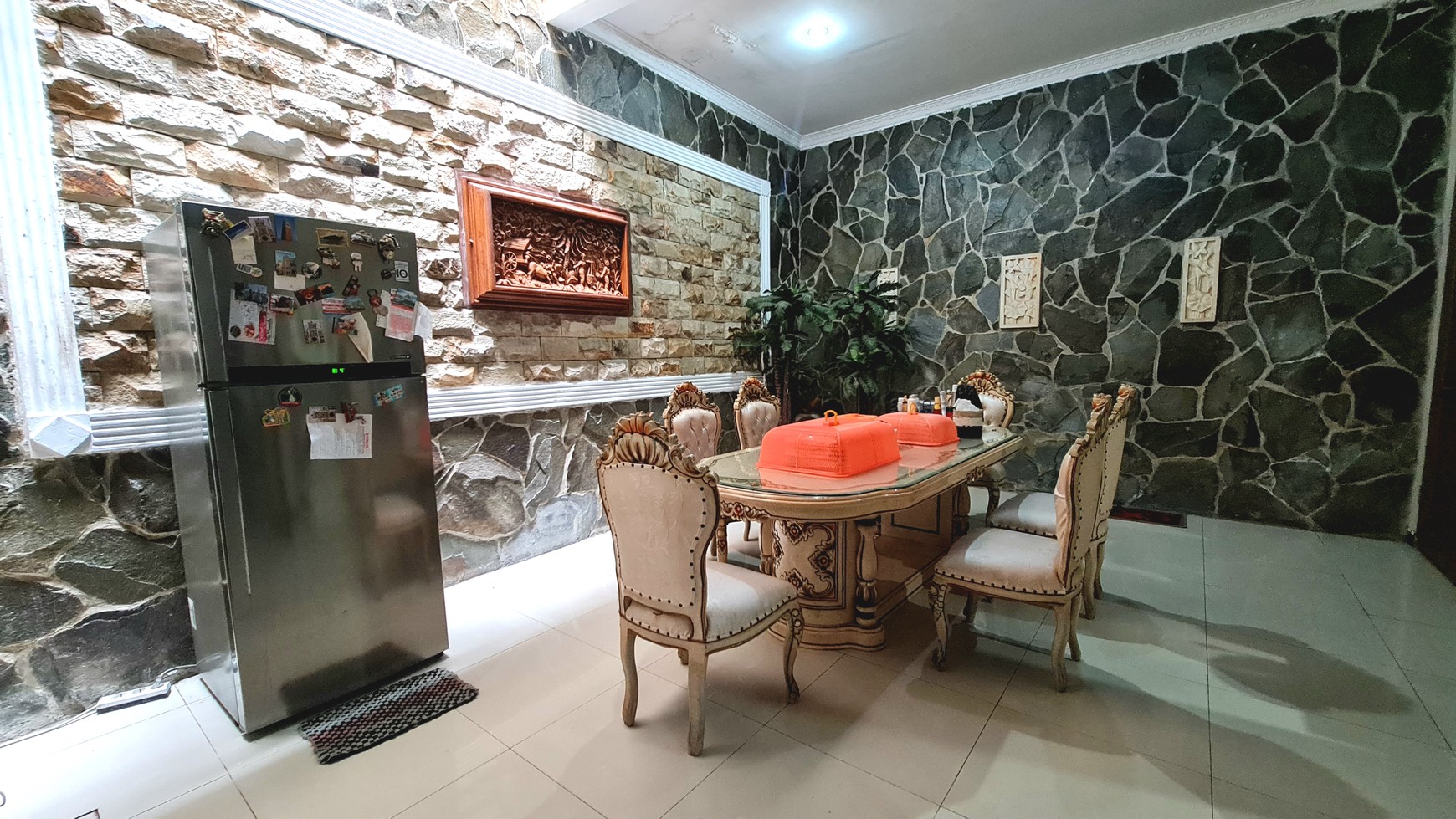 Dijual Rumah di Praja Dalam