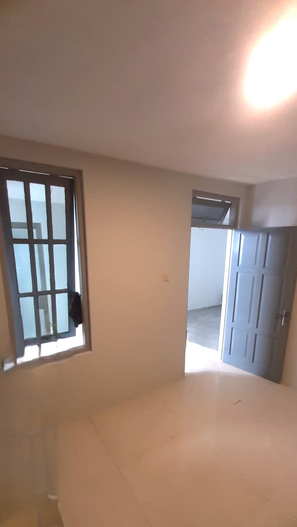 Rumah Brand New Minimalis di Ciputat
