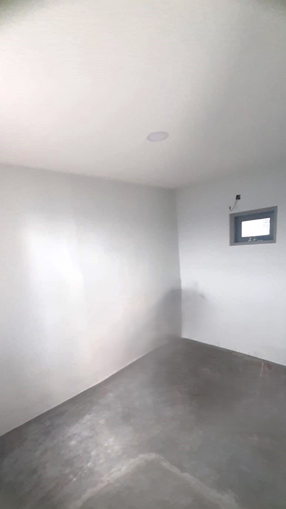 Rumah Brand New Minimalis di Ciputat