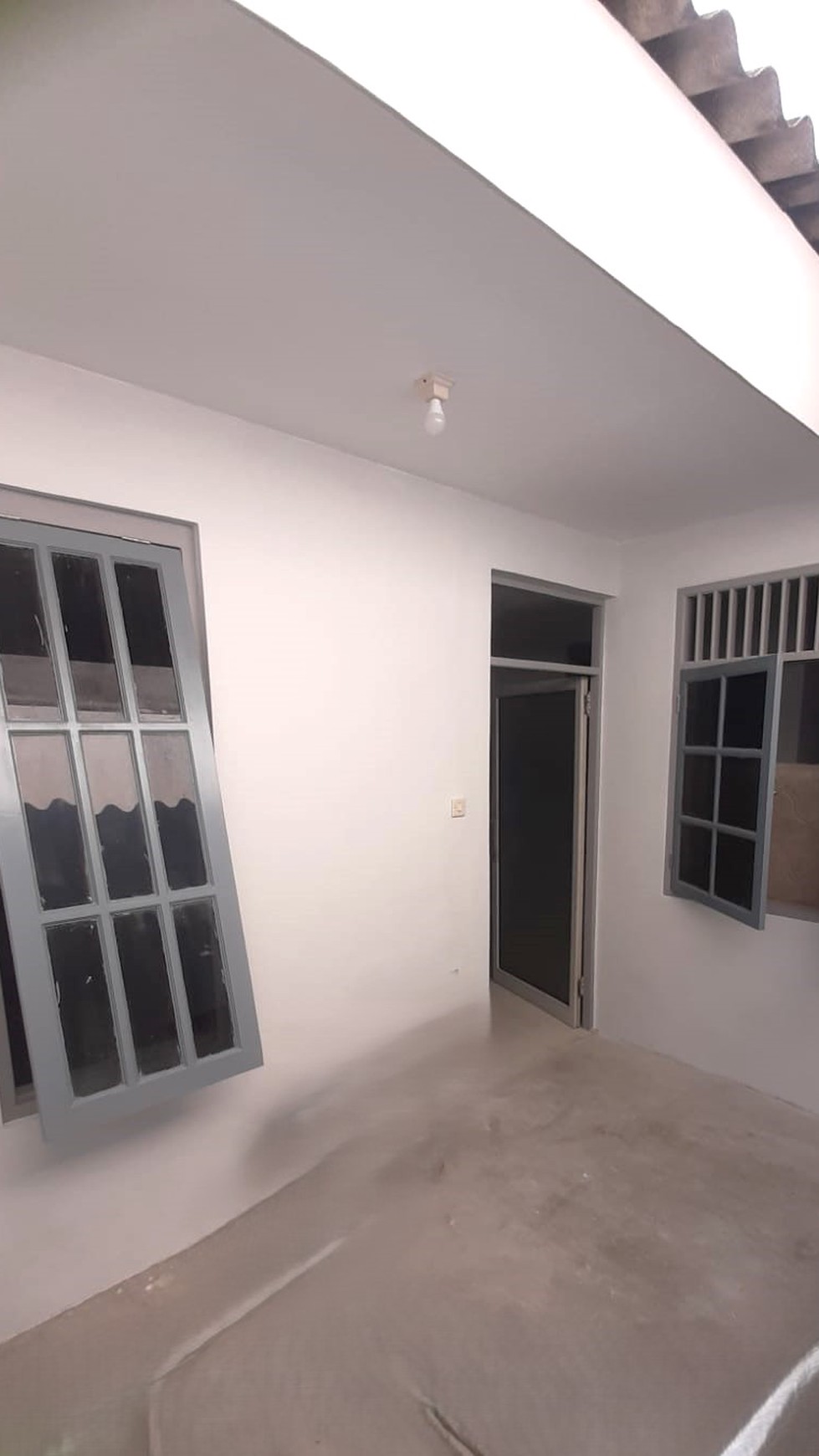 Rumah Brand New Minimalis di Ciputat