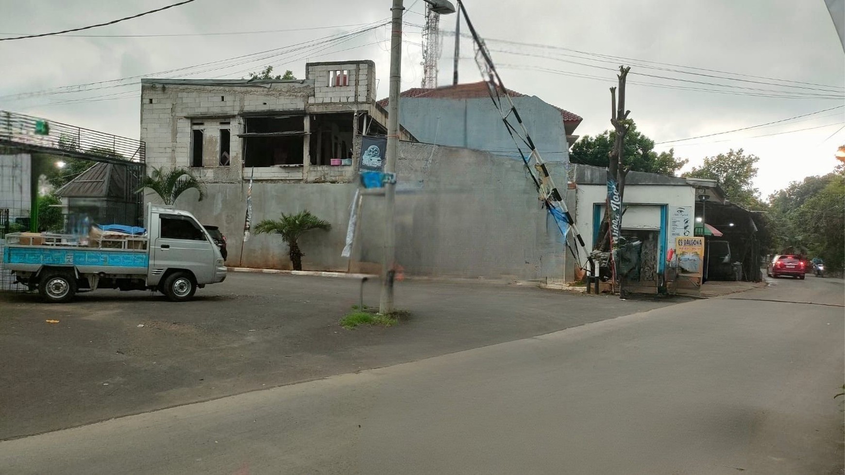 Rumah Tingaal 2 Lantai Di Perumahan Villa Noor 