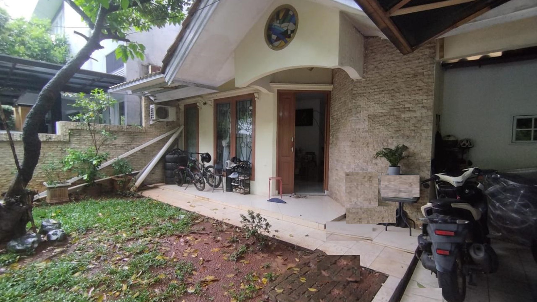 Rumah 2 Lantai, bebas banjir, lokasi strategis di Bintaro- Jaksel
