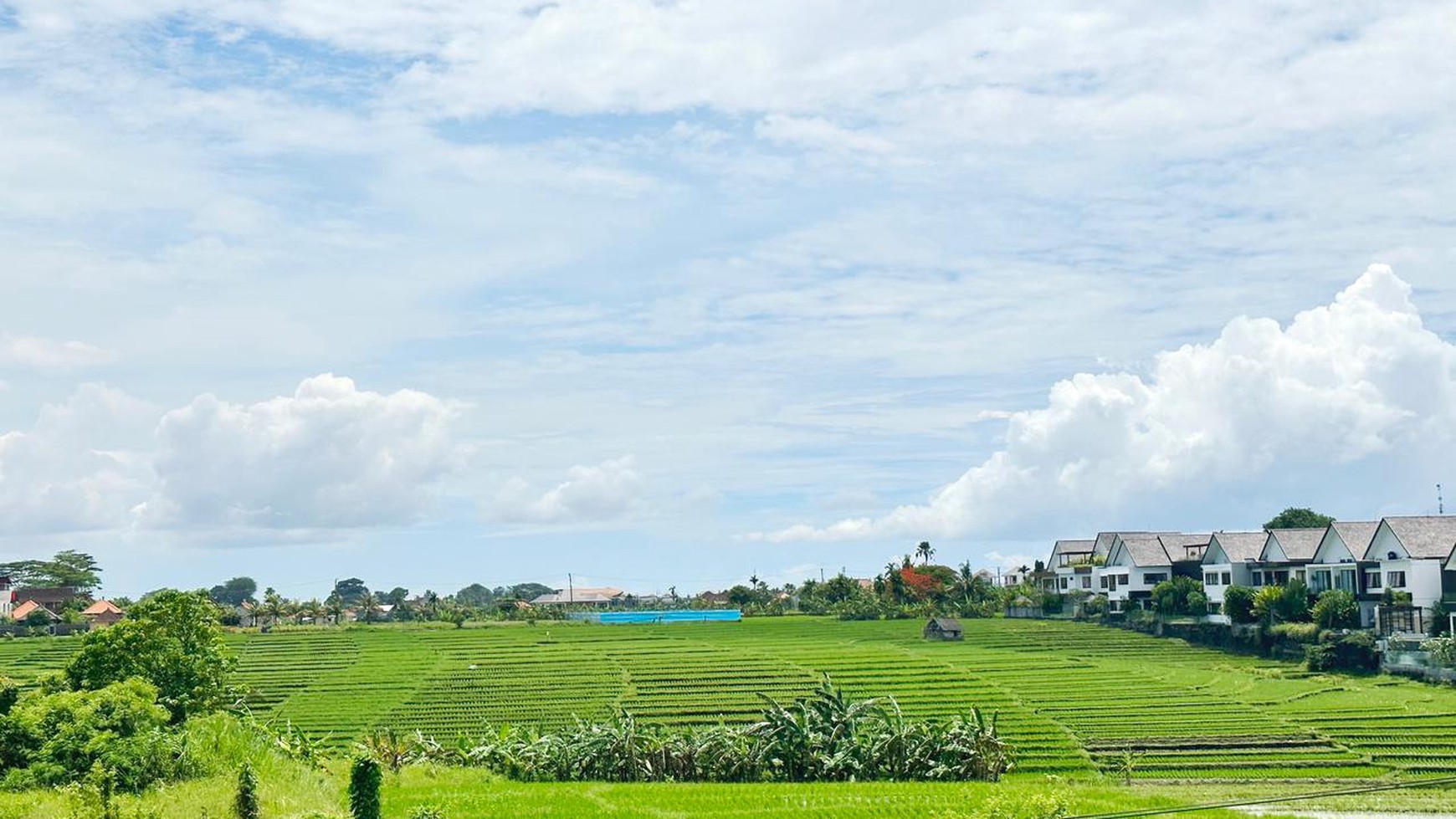 Leasehold - Luxury villa with breathtaking views of majestic mountains in Cemagi, Bali