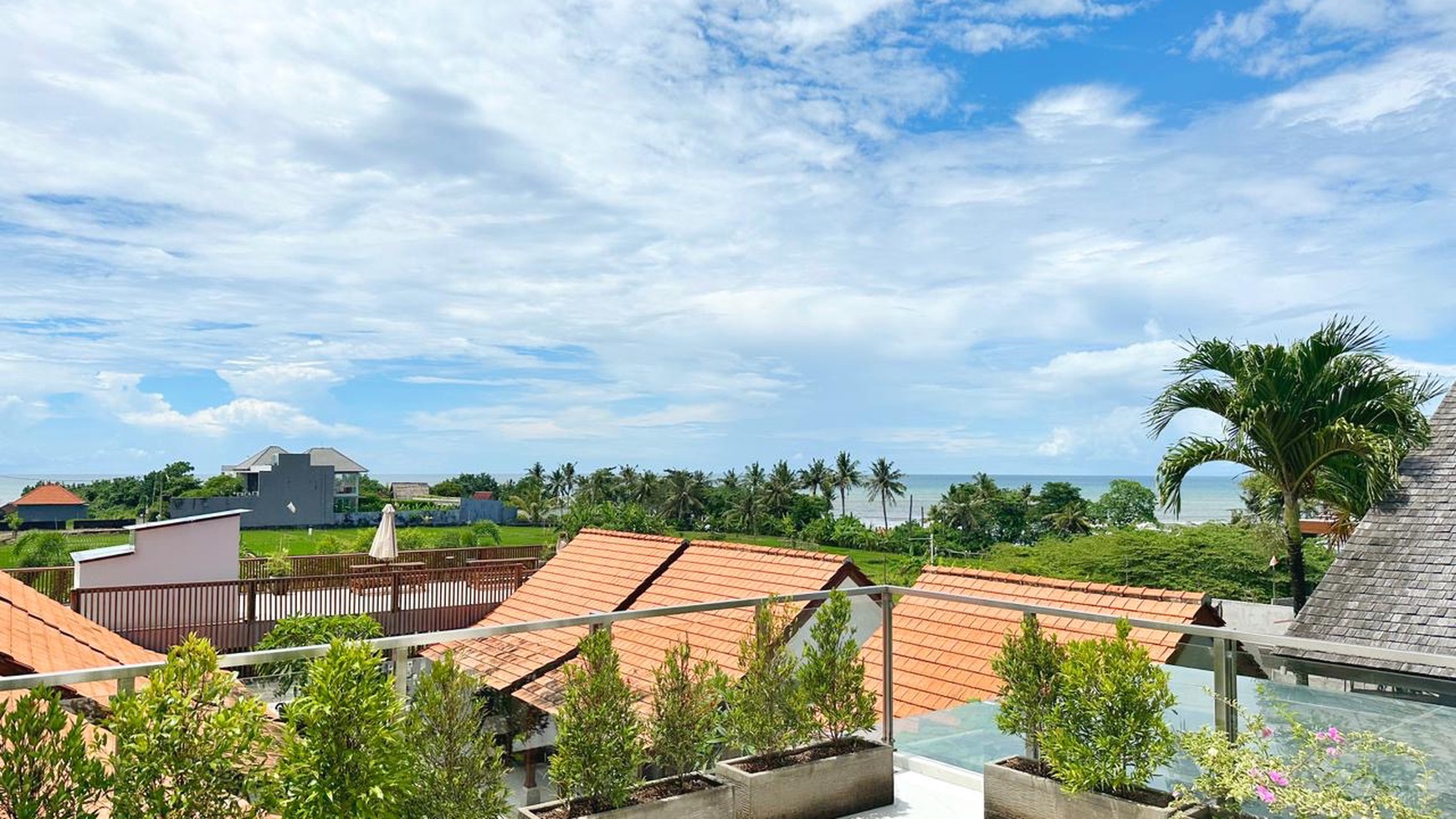 Leasehold - Luxury villa with breathtaking views of majestic mountains in Cemagi, Bali