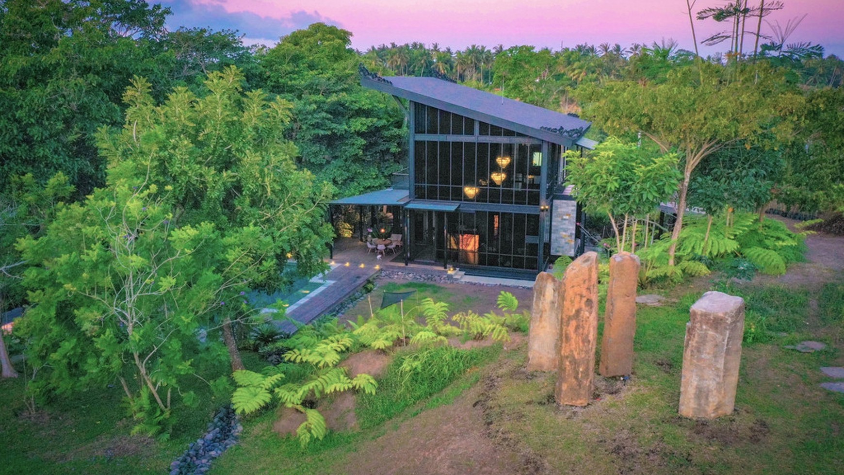 Leasehold - Luxury Villa & Investment Hotel Opportunity in Petanu River Valley Bali