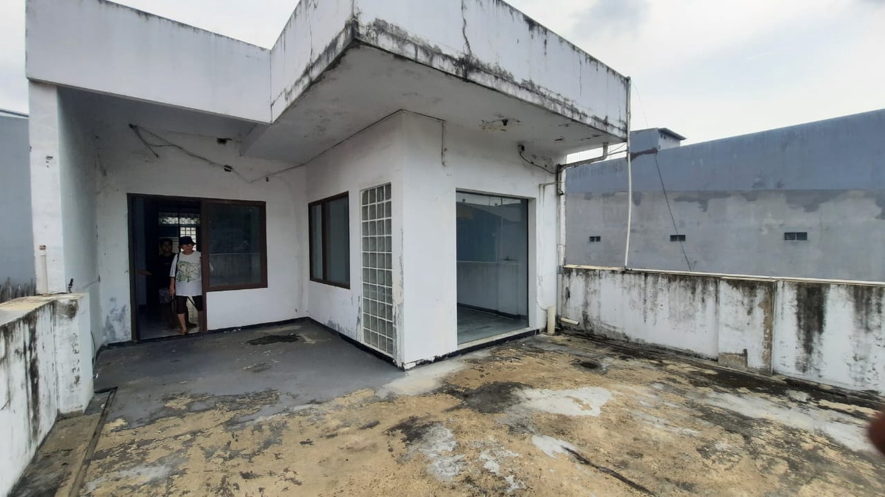 Di Jual Rumah Usaha 3 Lantai di Kebayoran, Jakarta Selatan