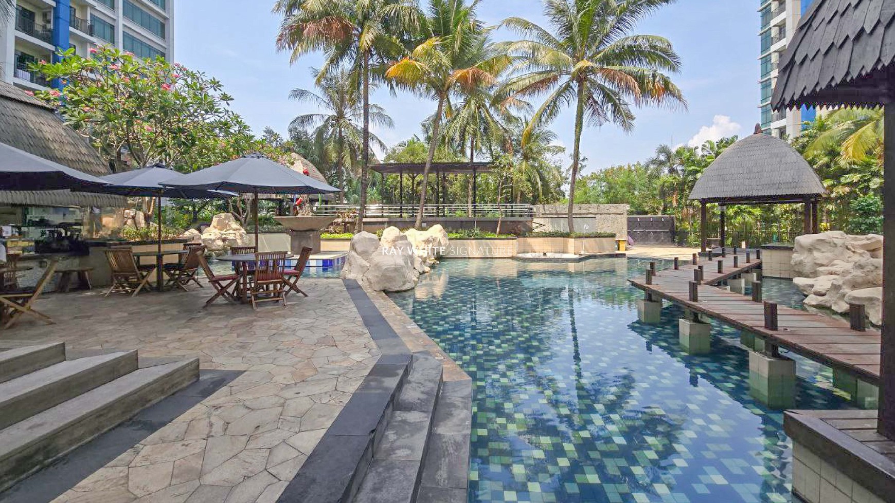 Apartemen Hampton's Park Lantai 5 - 2 Bedrooms