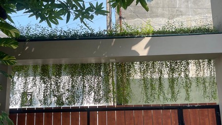 Di Jual Rumah Bagus Lokasi yang sangat strategis di Lebak Bulus, Jakarta Selatan