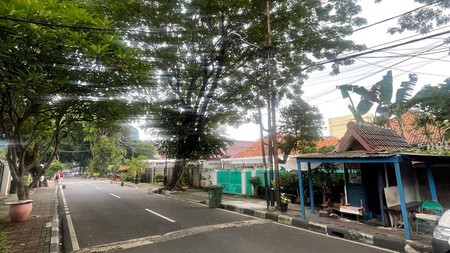 RUMAH KAWASAN PRESTIGE JL CILOSARI MENTENG JAKARTA PUSAT 