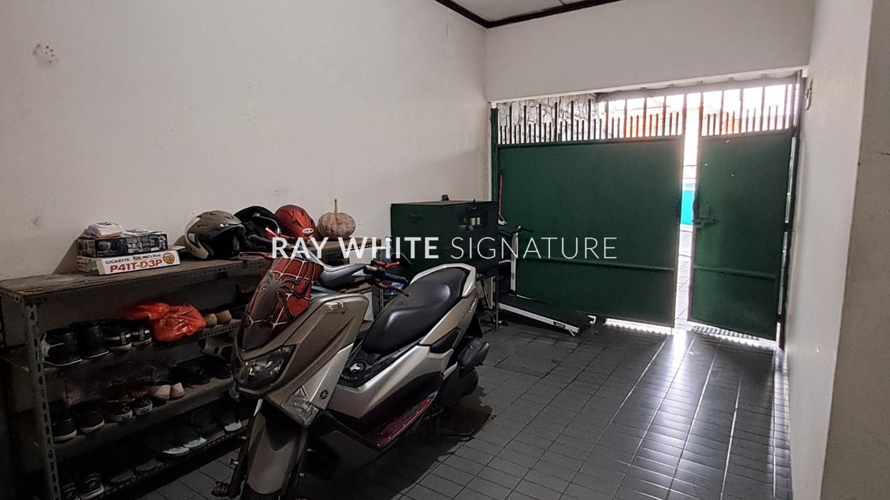 Jual Rumah Lama Terawat di Jl Kejaksaan Pondok Duren Sawit