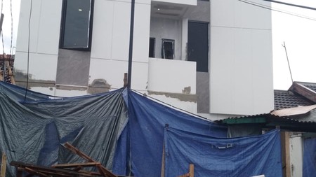 Rumah Brand New dalam Cluster di Bintaro
