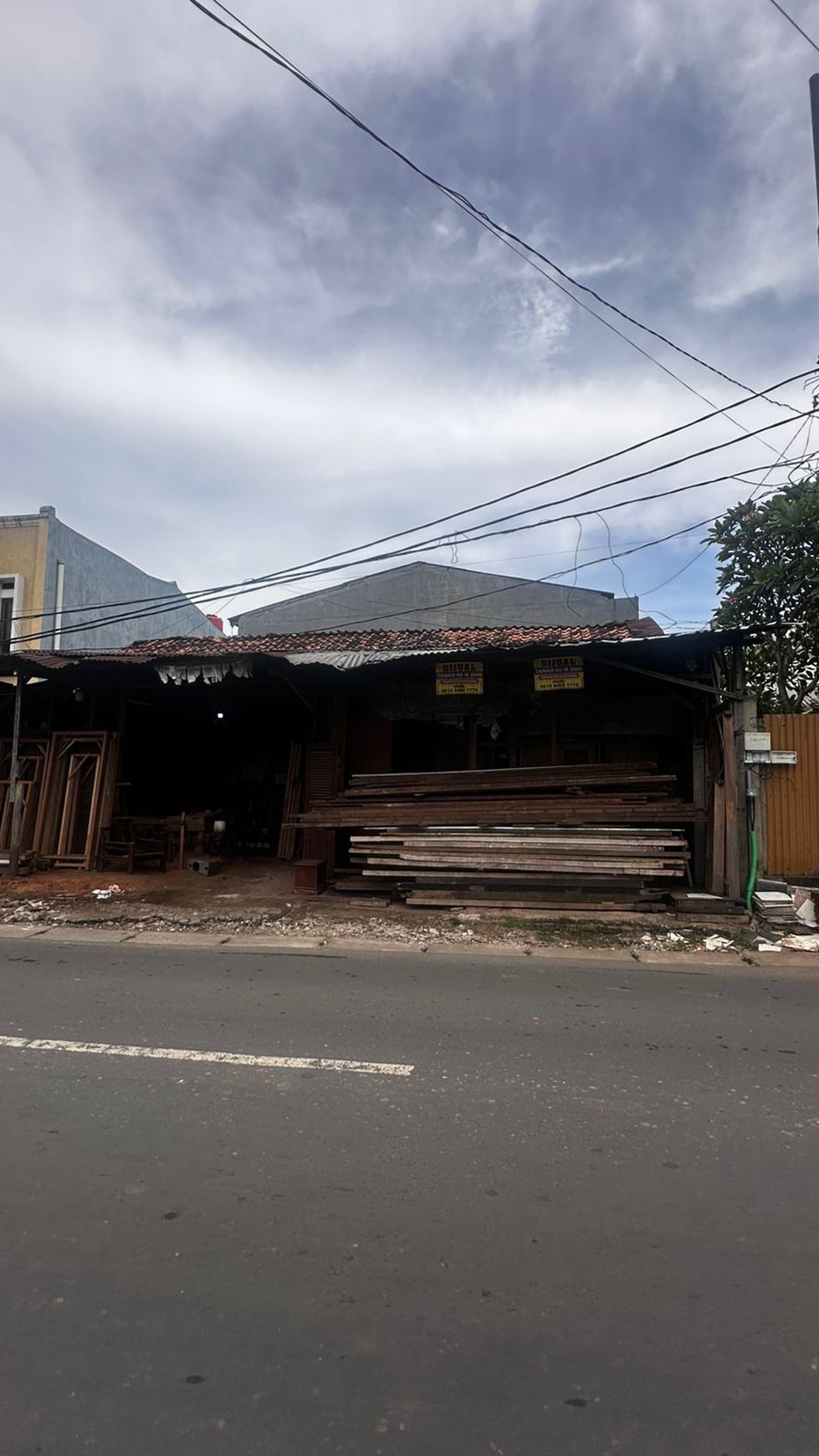 Rumah Hitung Tanah Area Cipete