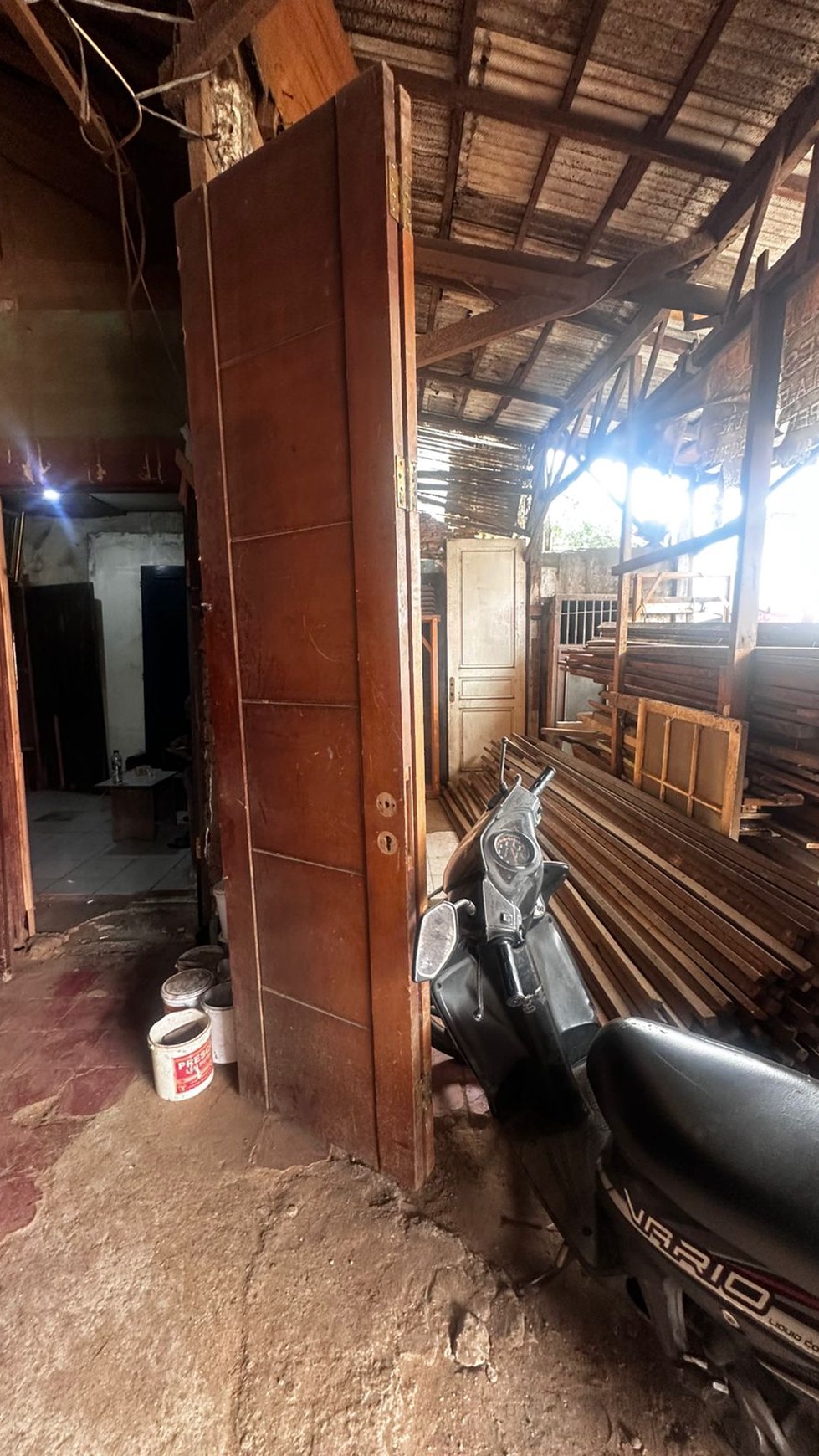 Rumah Hitung Tanah Area Cipete