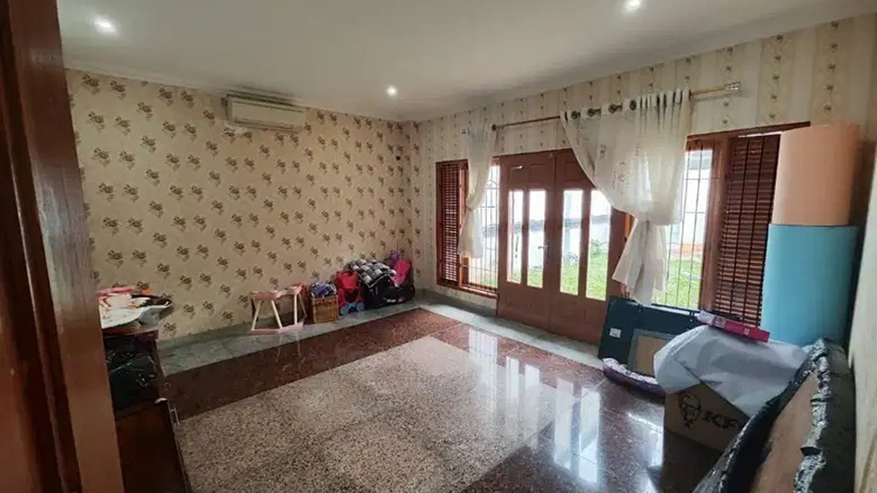 Rumah Hitung Tanah Area Cipete