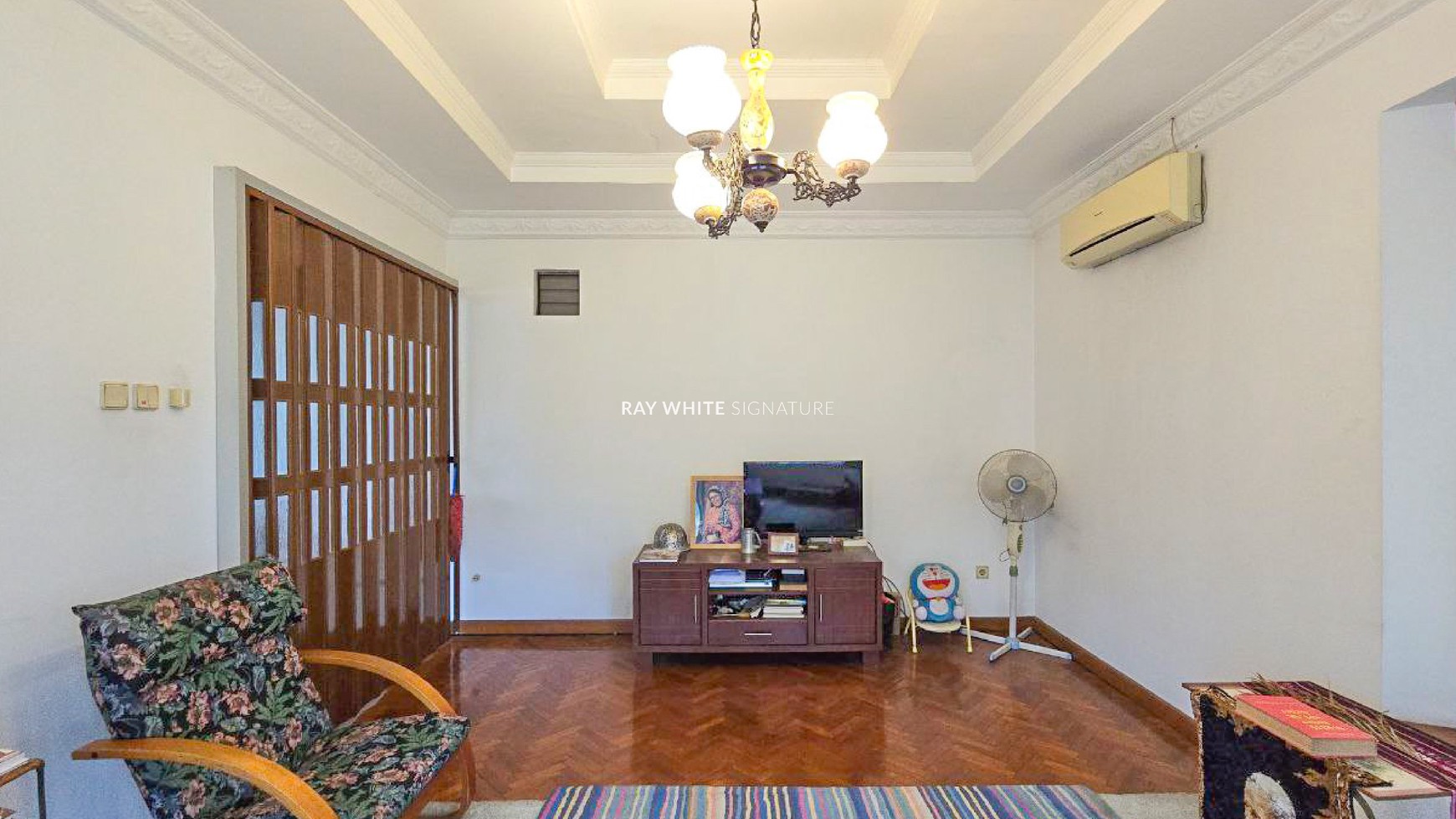 Rumah Hitung Tanah Area Cipete