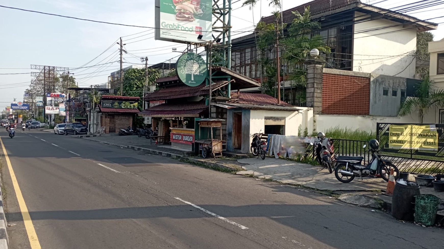 Gedung Jalan Magelang KM 5 Sinduadi Mlati Sleman Yogyakarta
