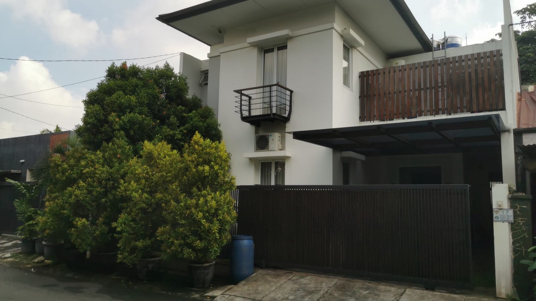 Rumah Mewah Minimalis Di Jalan Manggarai Selatan