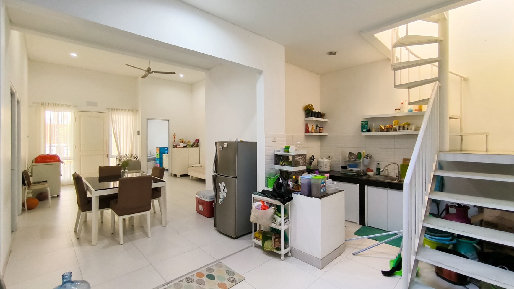 Rumah Siap Huni,bagus di Graha Tangerang Selatan