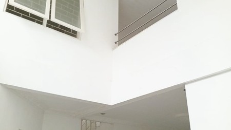 Rumah Bagus,lokasi oke,dekat kampus Stan di Bintaro Jaya Sektor 5