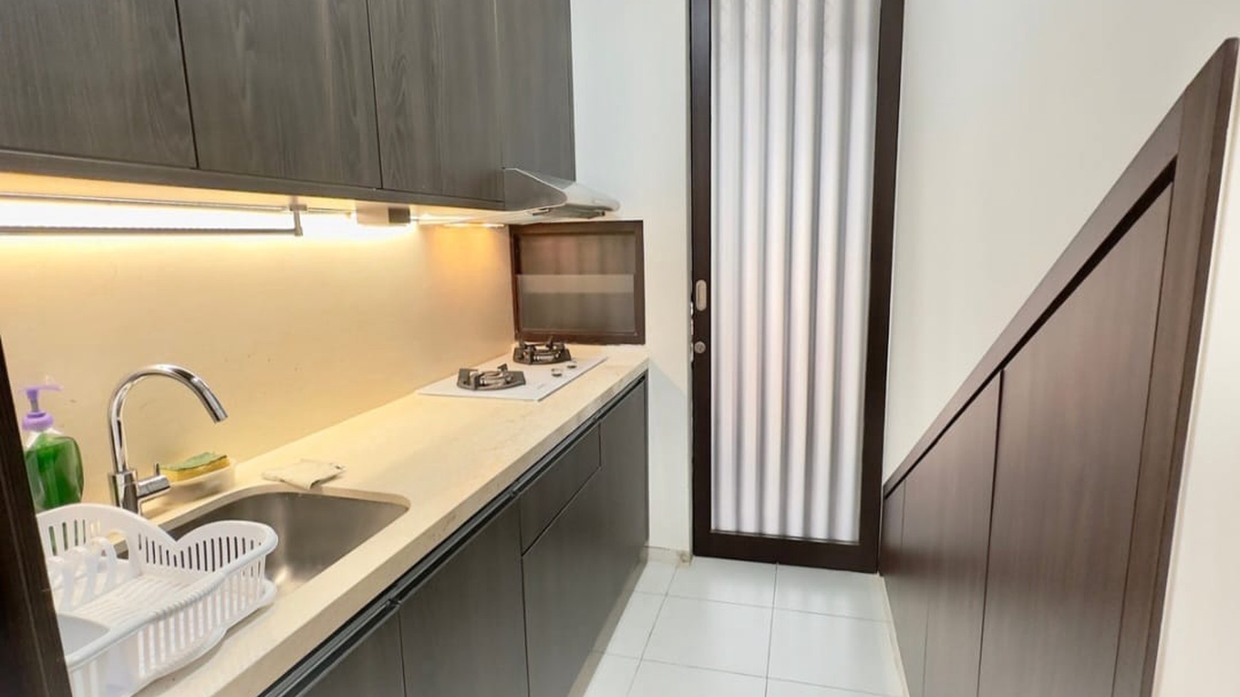 Rumah Furnished Bagus di Discovery Bintaro Tangsel