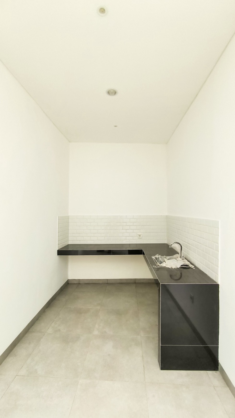 Rumah 2 lantai,lokasi oke,dalam cluster di Bintaro Jaya 9