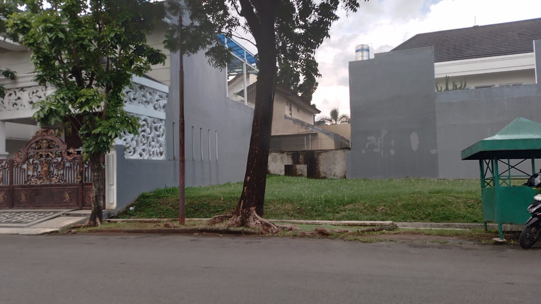 Kavling siuap bangun, lokasi strategis di Bintaro Sektor 9