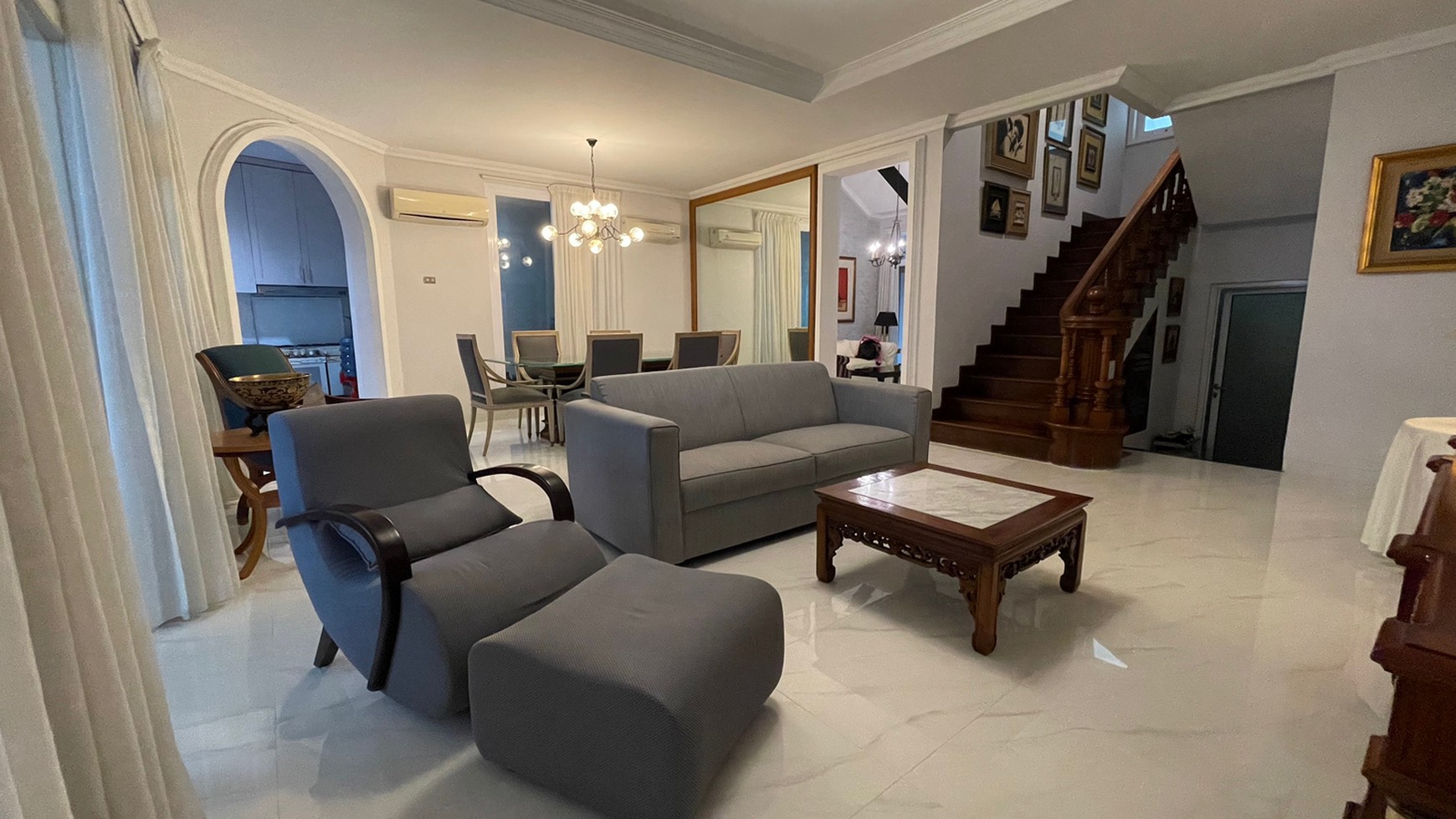 Rumah Cantik,mewah,luas tanah 340 di Bintaro Jaya 1