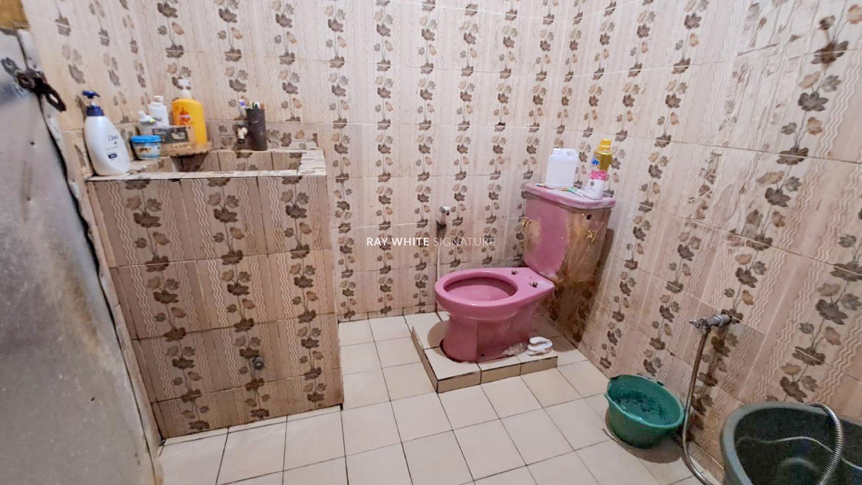Dijual Rumah Lama di Jl Kejaksaan III Pondok Bambu