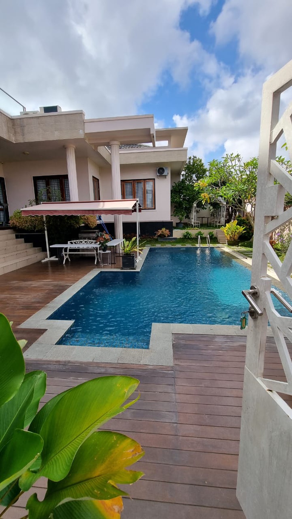 Rumah Bagus, Mewah, siap huni di Pekanbaru