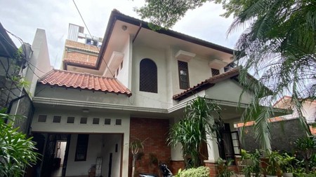 Rumah Bagus Di Jl Langsat Kebayoran Baru Jakarta Selatan