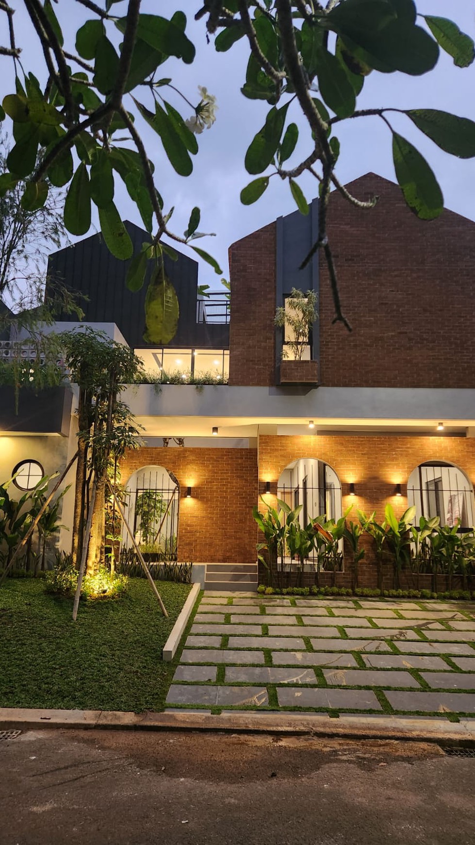 Rumah Bagus Di The Green Cluster Banyan Ville BSD Tangerang Selatan