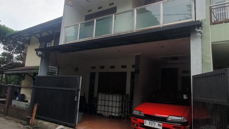 DIJUAL RUMAH SIAP HUNI DI TENGAH KOTA BANDUNG STRATEGIS ANTI BANJIR