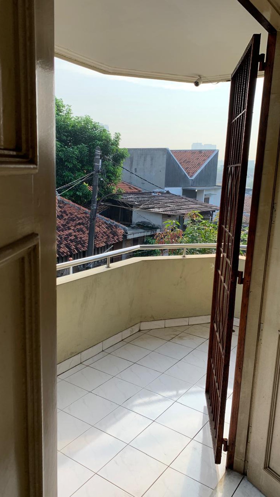 Rumah Bagus Di Jl Bendi Kebayoran Lama Jakarta Selatan.