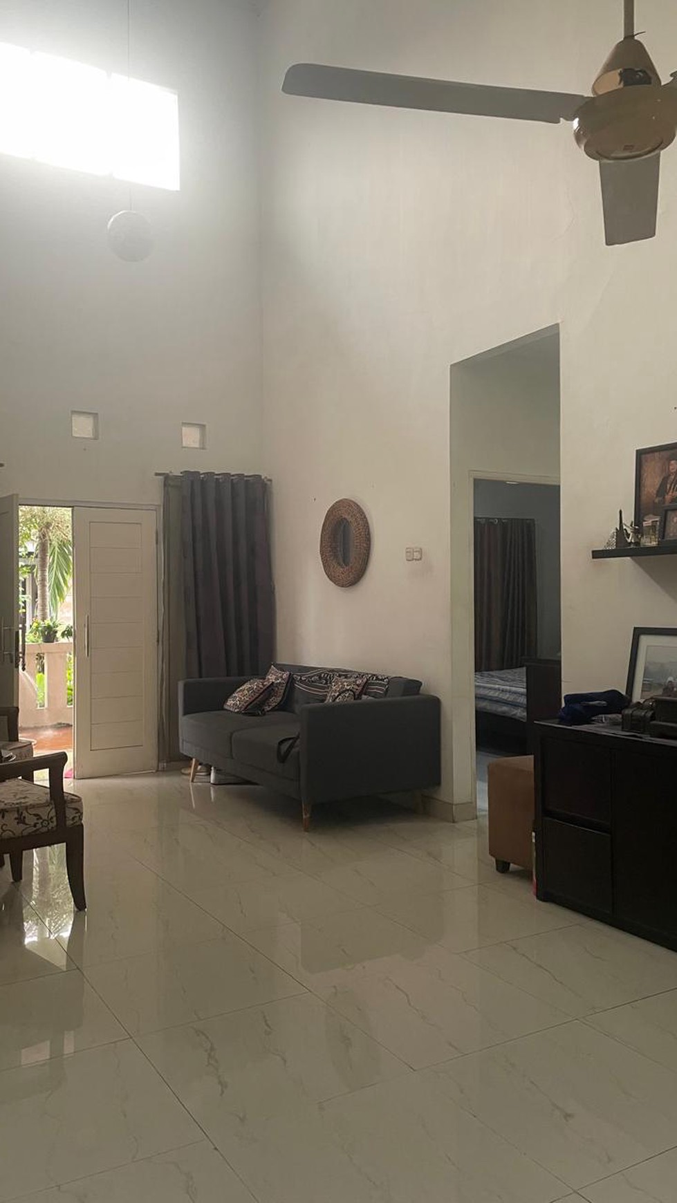Rumah keamanan 24 jam,2 lantai di Bintaro Jaya 9