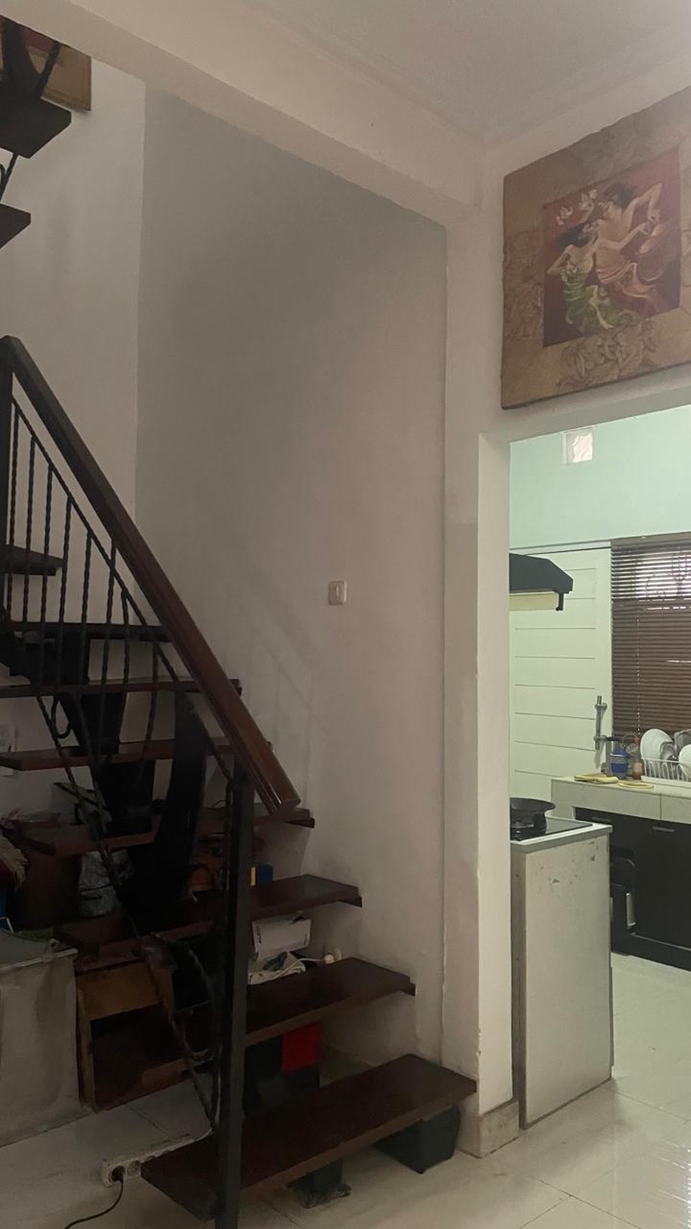 Rumah keamanan 24 jam,2 lantai di Bintaro Jaya 9