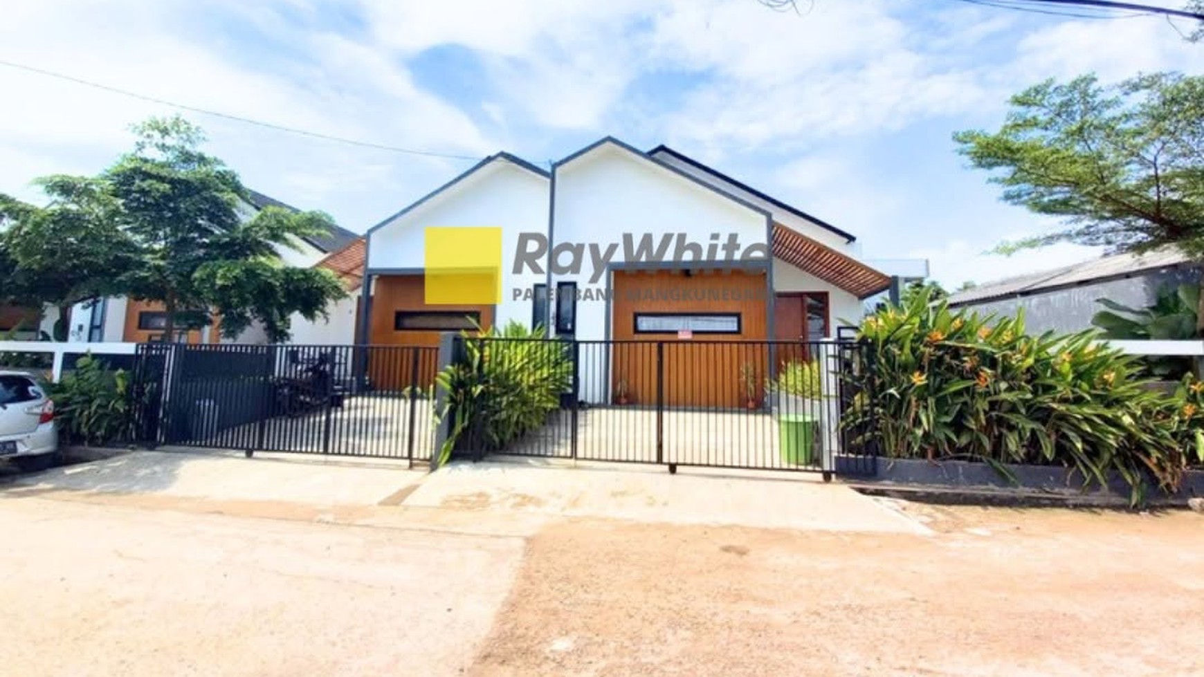 DIJUAL RUMAH