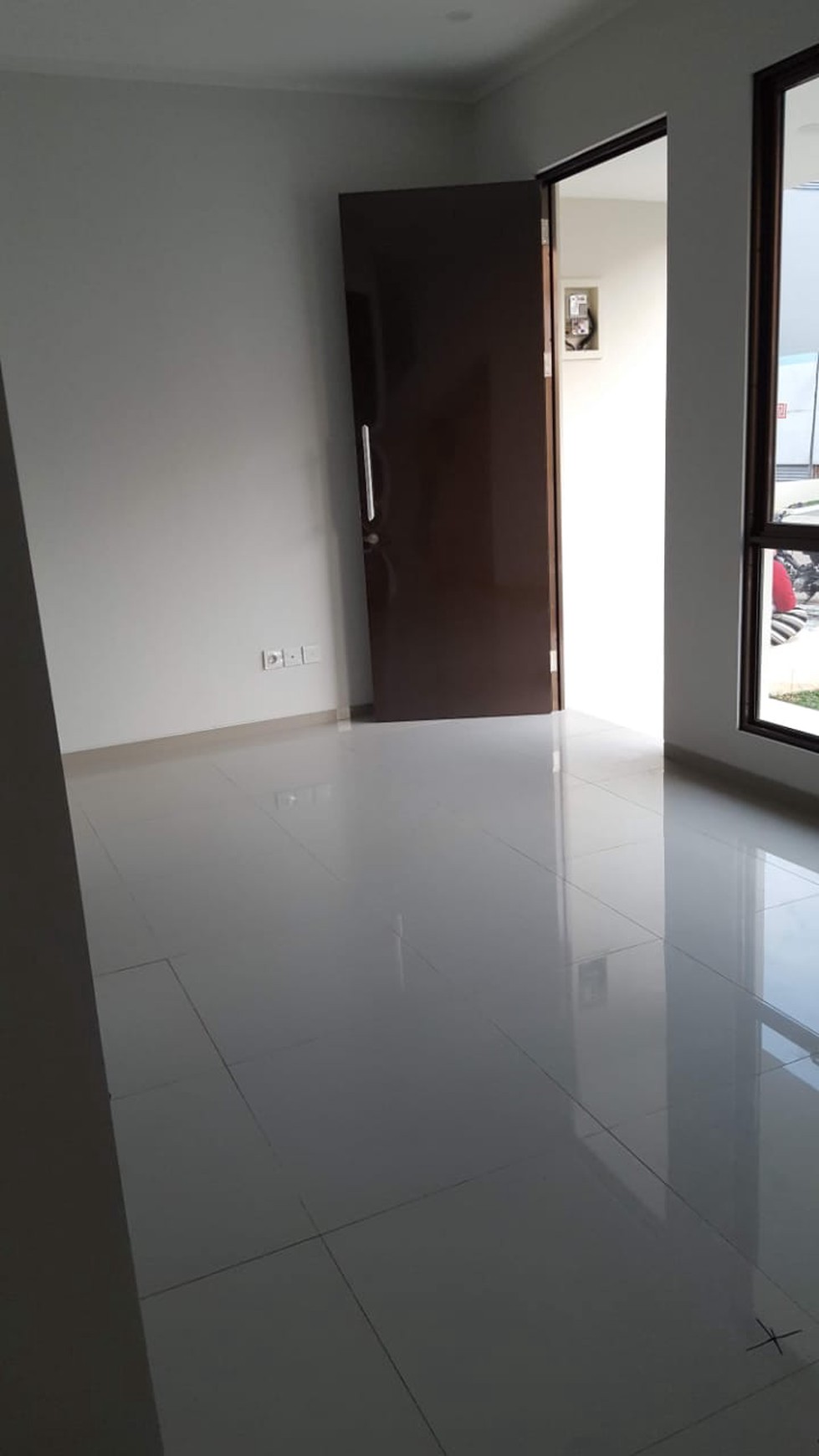 Rumah Minimalis Dalam Cluster di Graha Raya Bintaro