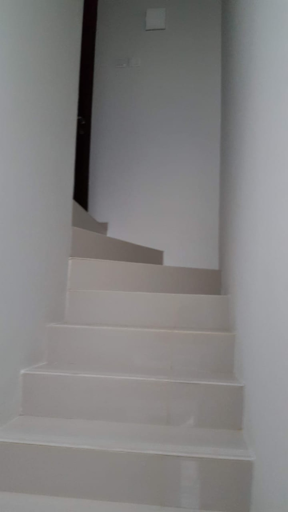 Rumah Minimalis Dalam Cluster di Graha Raya Bintaro